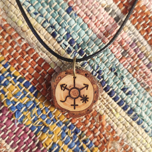 allgenderstar | Natur-Anhänger by JANA W. | aus Zirbenholz