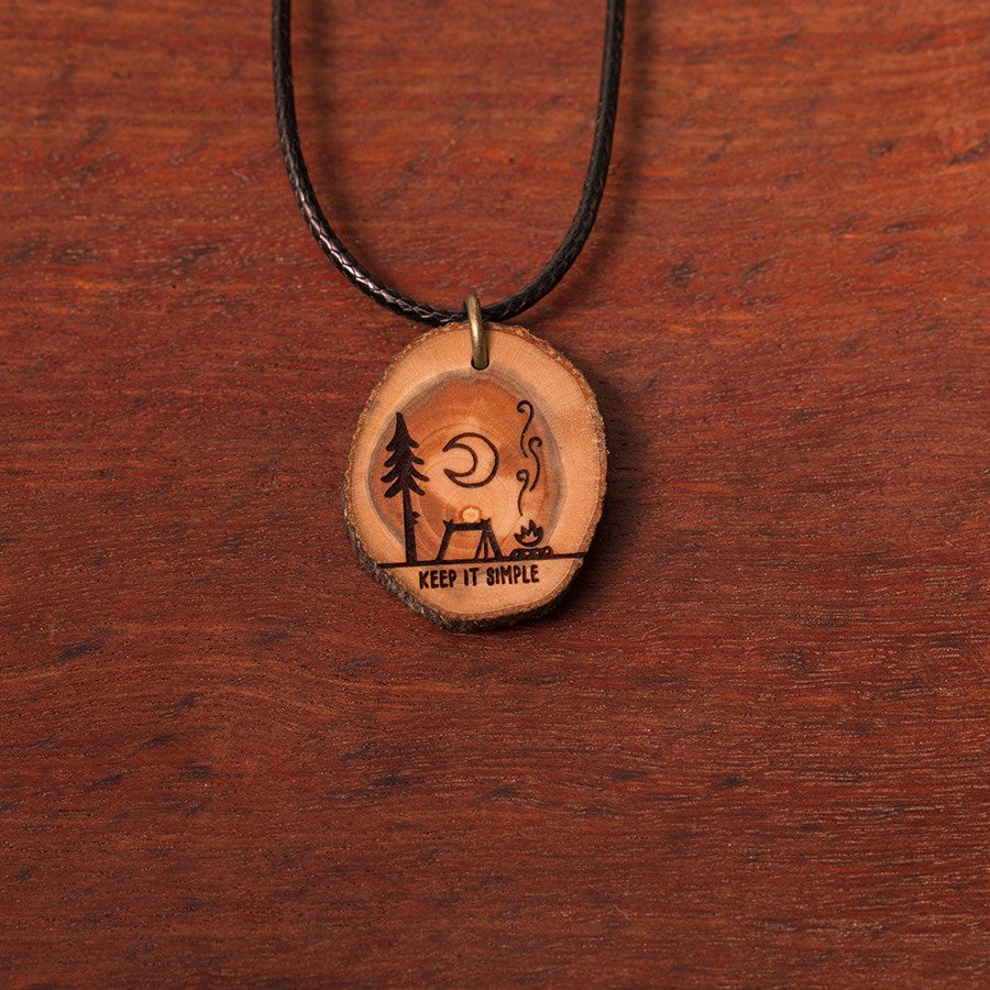 Zirbenholzschmuck Ø2-3cm | verschiedene Motive | aus Tirol in Österreich