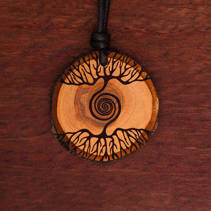 Zirbenholzschmuck Ø3-5cm | verschiedene Motive | aus Tirol in Österreich
