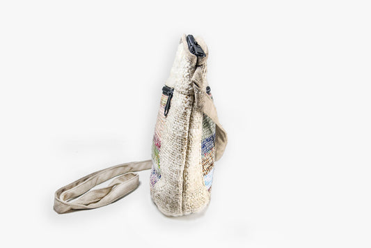 Handtasche CHEKKA Bag aus wildem Hanf und Recycle-Sari