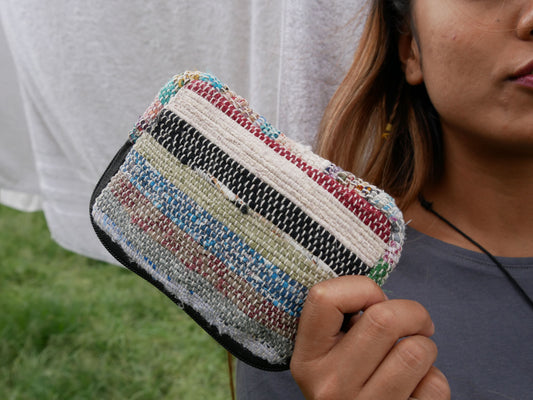Geldbörse / Mini-Täschchen mit Zipper aus Recycle Sari - verschiedene Größen